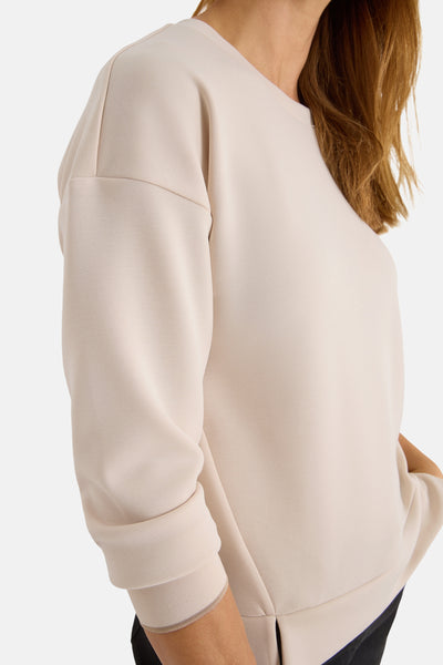 Beige rondehals sweatshirt van CECIL, met lange mouwen en gladde stof.