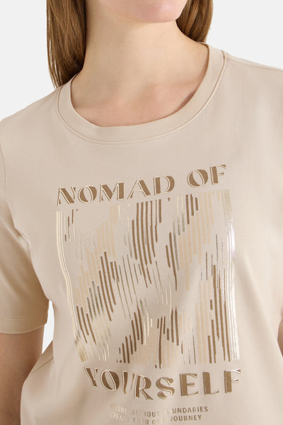 Beige T-shirt met korte mouwen van CECIL, versierd met een decoratieve print en een inspirerende boodschap.