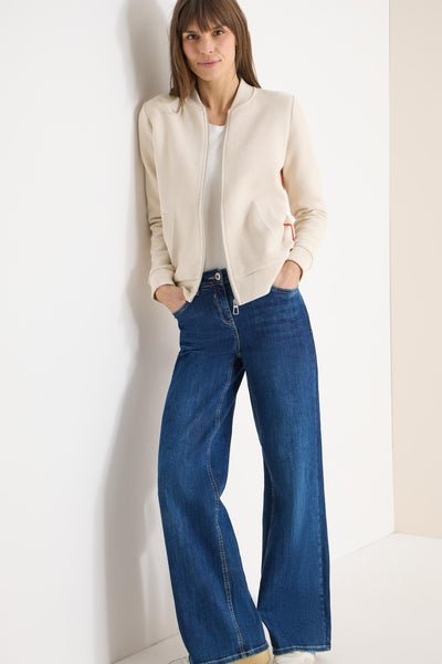 Gilet beige de CECIL, avec une fermeture éclair argentée et des poches.