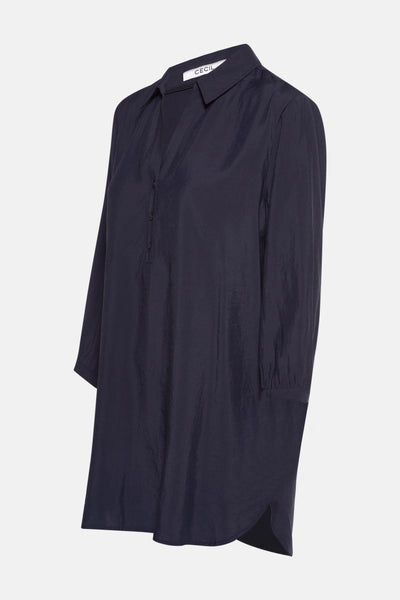 Blauwe blouse met driekwartmouwen van CECIL, met een gedeeltelijke knoopsluiting en een afgeronde zoom.
