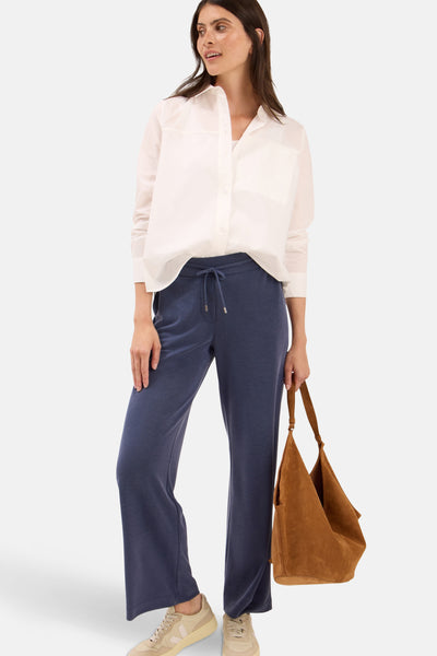 Pantalon décontracté bleu de CECIL, avec une taille élastiquée à cordon et une texture douce.
