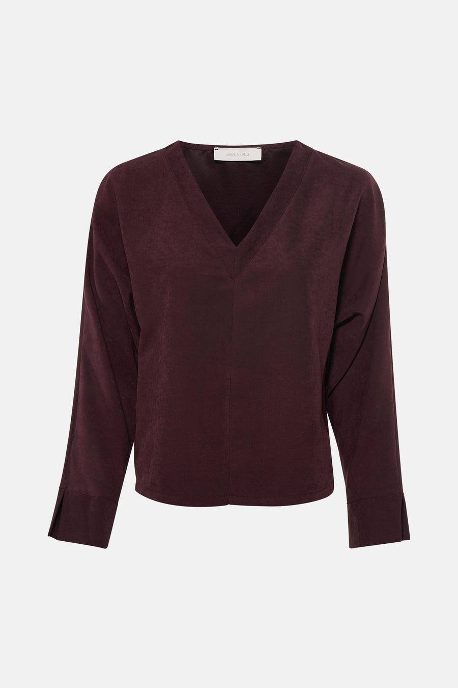Blouse violette à manches longues et col en V par AMELIE ET AMELIE, en tissu texturé, vue de face
