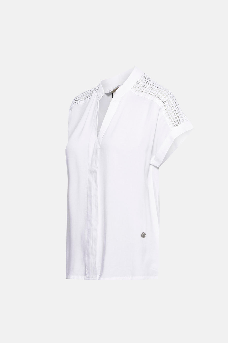 Wit blouse met korte mouwen van Zabaione, met kanten detail op de schouders en een klassieke pasvorm.