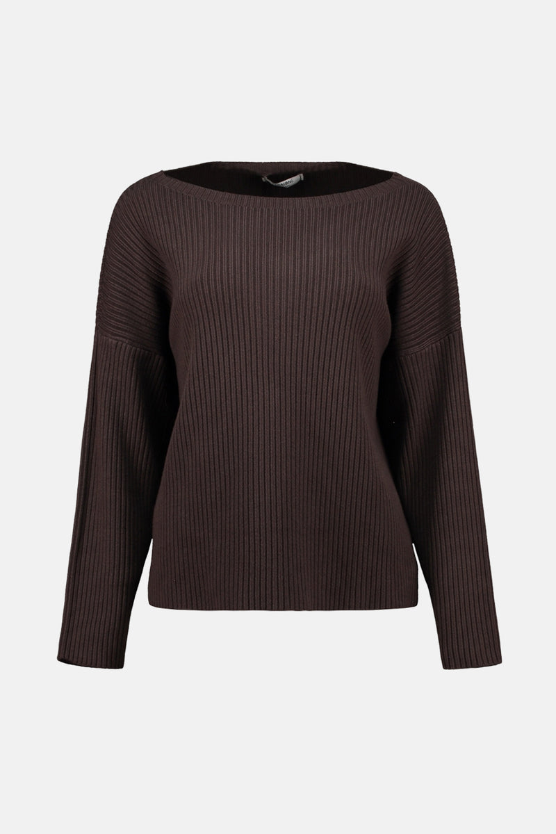 Pull à col rond marron de ZABAIONE, en maille côtelée, manches longues et coupe décontractée.