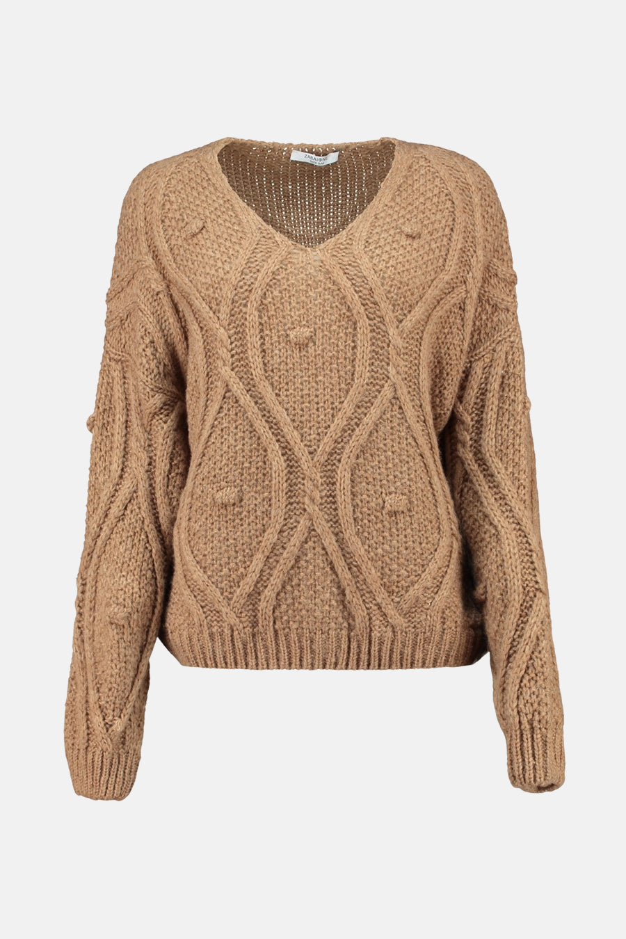 Pull à col en V cognac de Zabaione, avec motif torsadé sur l'ensemble du vêtement et détails en maille bouffante.