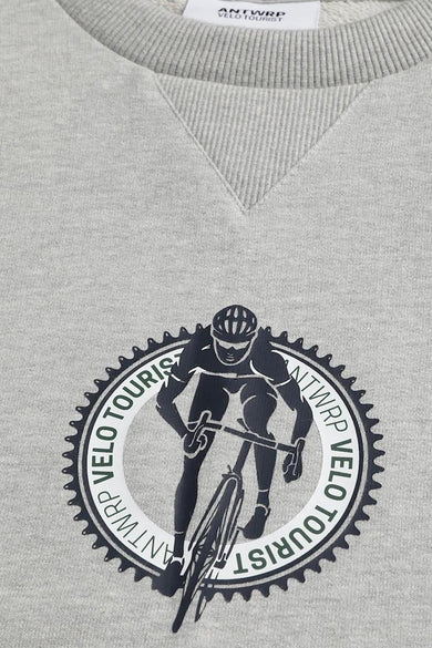 Sweat-shirt gris de ANTWRP, orné d'un motif cycliste graphique sur le devant.
