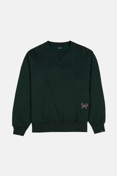 Sweat-shirt vert de ANTWRP, avec un petit motif de chien brodé sur le devant.