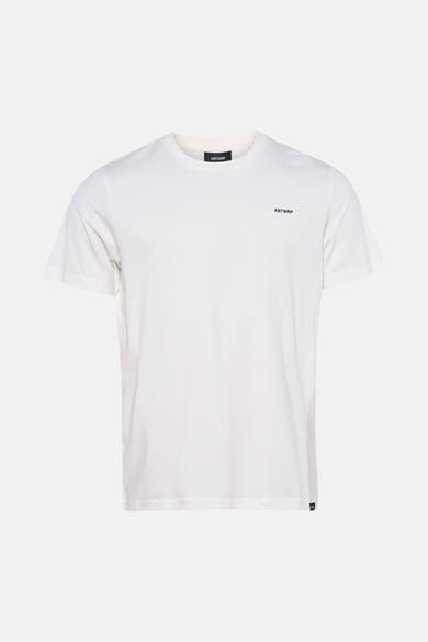Wit T-shirt met korte mouwen van ANTWRP, met discreet logo op de borst en zwart label aan de onderkant.