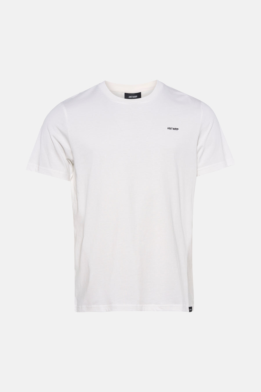 Wit T-shirt met korte mouwen van ANTWRP, met discreet logo op de borst en zwart label aan de onderkant.