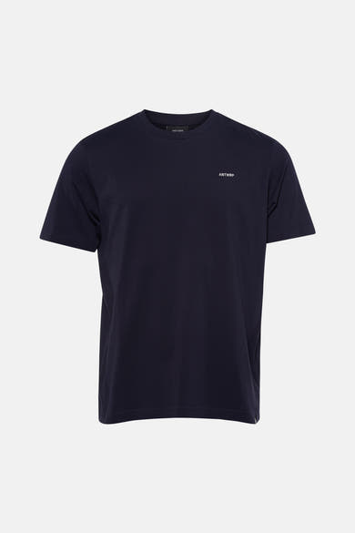 T-shirt bleu à manches courtes de ANTWRP, avec le nom de la marque brodé sur la poitrine.