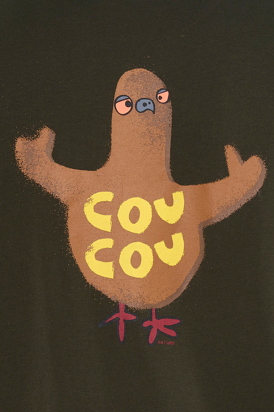Kaki T-shirt met korte mouwen van ANTWRP, met een bruin duivenmotief en de tekst "COU COU".