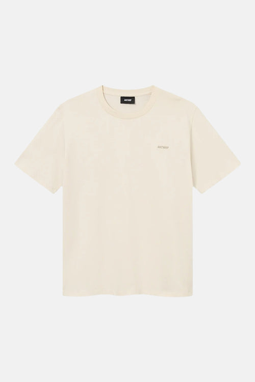 T-shirt à manches courtes écru de ANTWRP avec logo discret sur la poitrine.