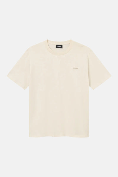 Ecru T-shirt met korte mouwen van ANTWRP met discreet logo op de borst.