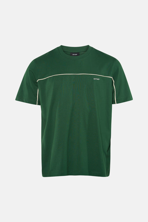 T-shirt à manches courtes vert d'ANTWRP avec bande contrastante sur la poitrine et les manches.