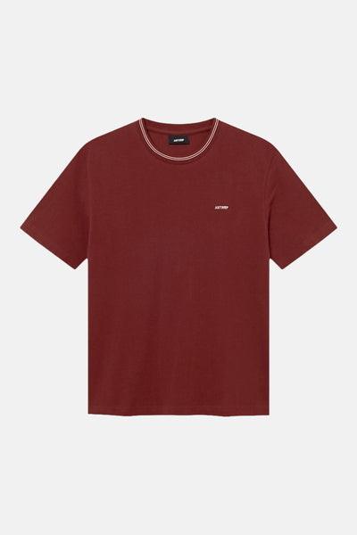 T-shirt bordeaux à manches courtes d'ANTWRP, avec col à rayures blanches et logo brodé.