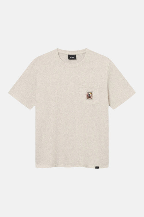 T-shirt beige à manches courtes de ANTWRP, avec poche poitrine décorée d'un motif original.