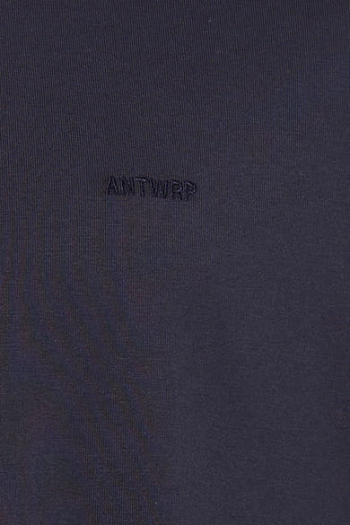T-shirt à manches courtes bleu de ANTWRP, avec une texture subtile et le logo ton sur ton.
