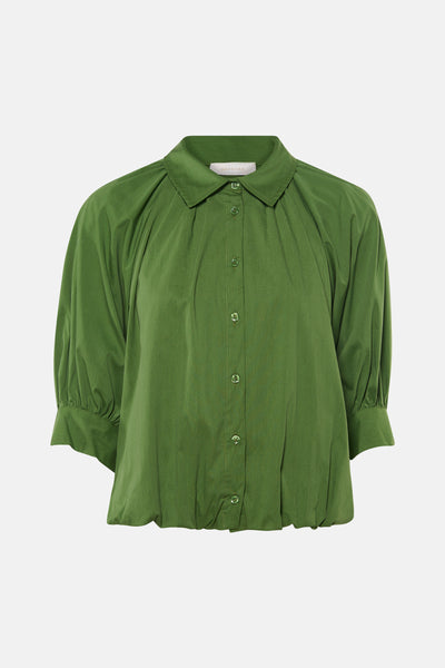 Chemise à manches courtes olive de AMELIE ET AMELIE, col classique, boutons assortis, plissé au niveau des épaules et poignets élastiqués, vue frontale.