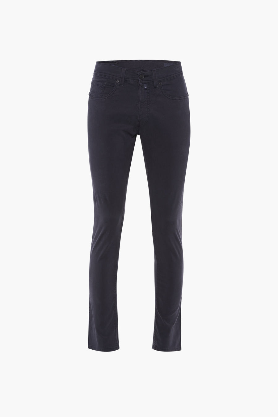 Blauwe broek van PIERRE CARDIN, detail van de zak en de knoopsluiting.