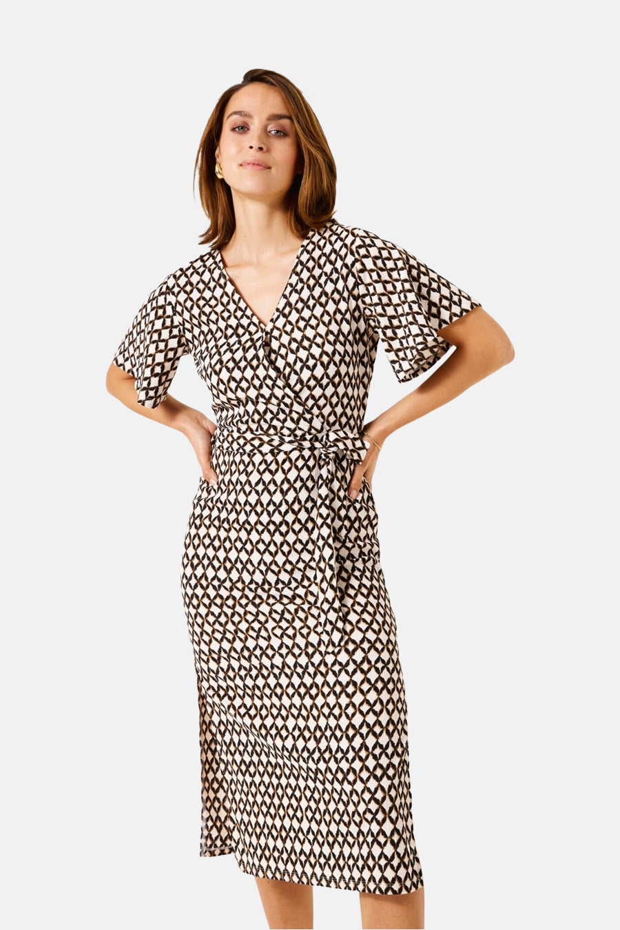 Multikleed met korte mouwen van GARCIA, met geometrisch ruitpatroon en bijpassende ceintuur in de taille.
