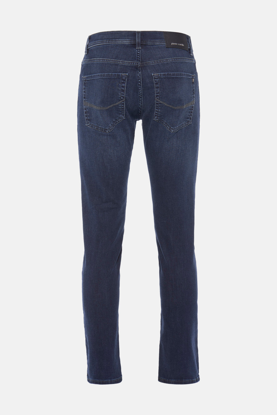 Jean droit bleu de PIERRE CARDIN, coupe classique, poches arrières avec surpiqûres.