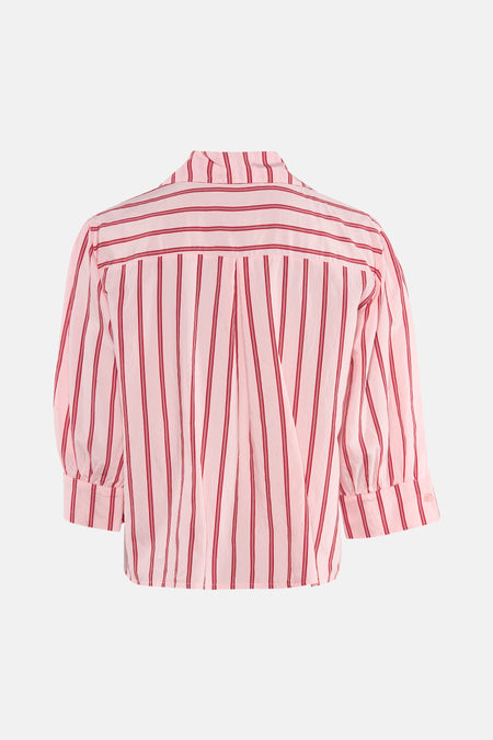 Chemisier rose à rayures verticales rouges par AMELIE ET AMELIE, vue arrière avec plis et manches trois quarts.