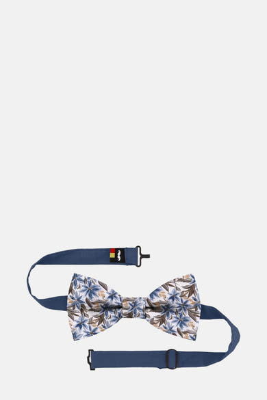 Multikleurige vlinderdas van MR. CELESTIN, met blauw en bruin bloemenpatroon, met een marineblauwe nekband.