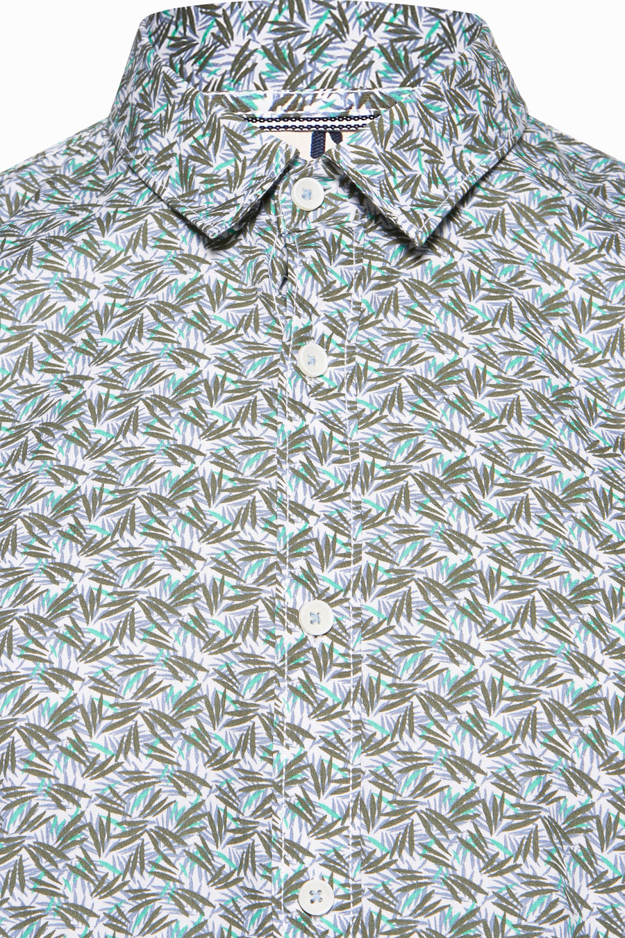 Chemise à manches longues multicolore de GARCIA, à motif de feuilles décoratif et à boutons.