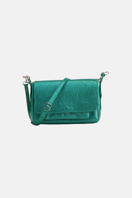 Sac à bandoulière vert métallisé de PAUL MARIUS, avec texture craquelée, bandoulière réglable et bouclerie argentée.