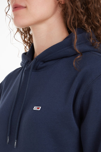 Sweat à capuche bleu marine de Tommy Jeans avec cordon de serrage et petit logo.
