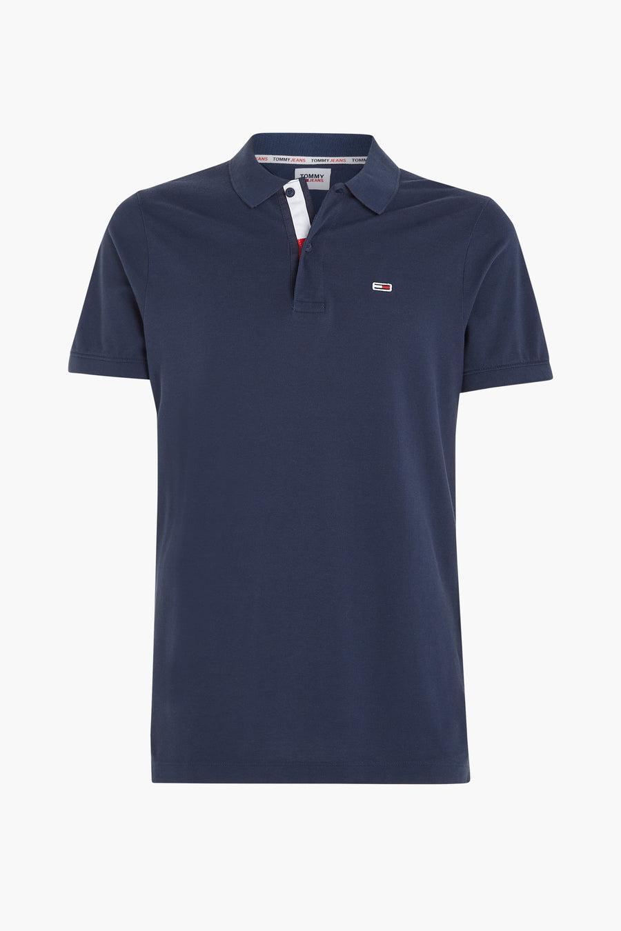 Polo bleu marine de Tommy Jeans, avec des détails tricolores au col et un logo discret.