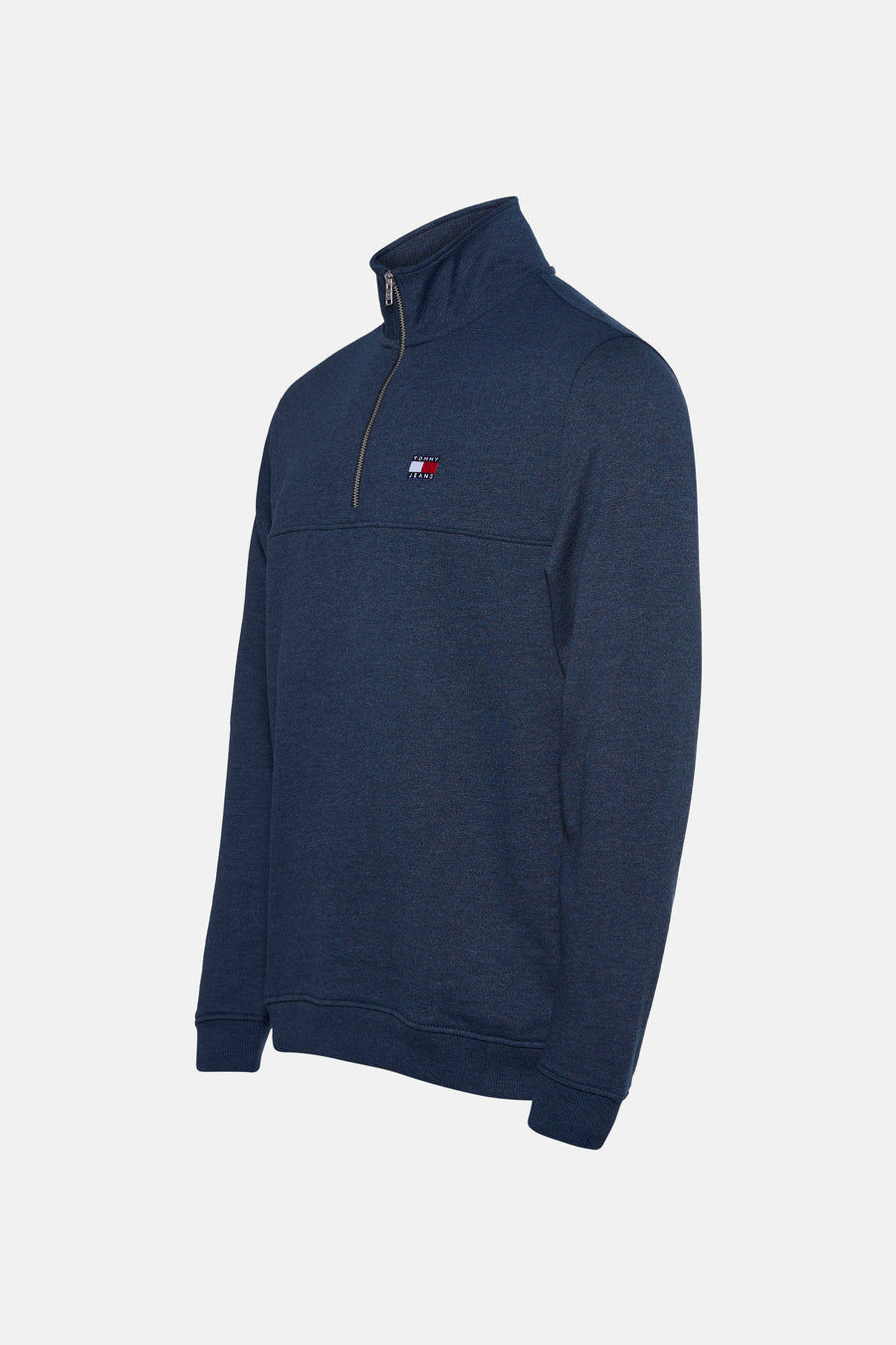 Pull à col montant bleu de TOMMY JEANS avec fermeture éclair courte et logo de la marque sur la poitrine.