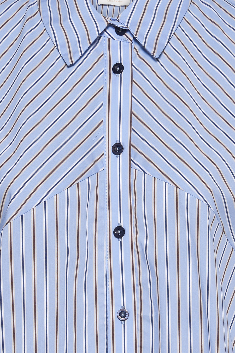 Chemise à manches longues bleue rayée de AMELIE ET AMELIE, avec patte de boutonnage et col classique.