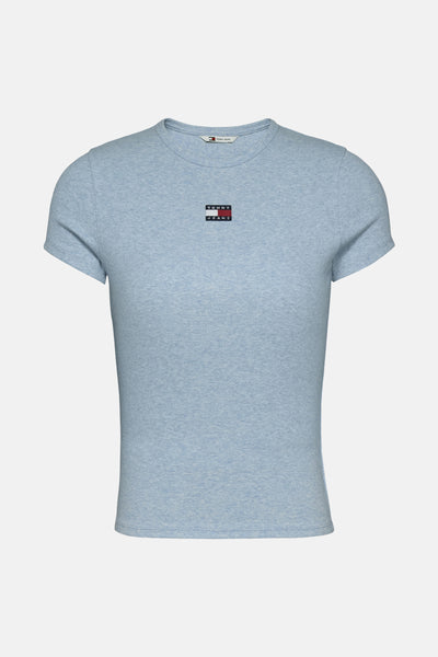 T-shirt bleu à manches courtes de TOMMY JEANS, en maille côtelée avec le logo sur la poitrine.
