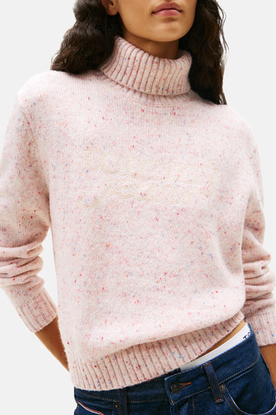 Roze gemêleerde coltrui van TOMMY JEANS met ton-sur-ton logo en geribbelde boorden.