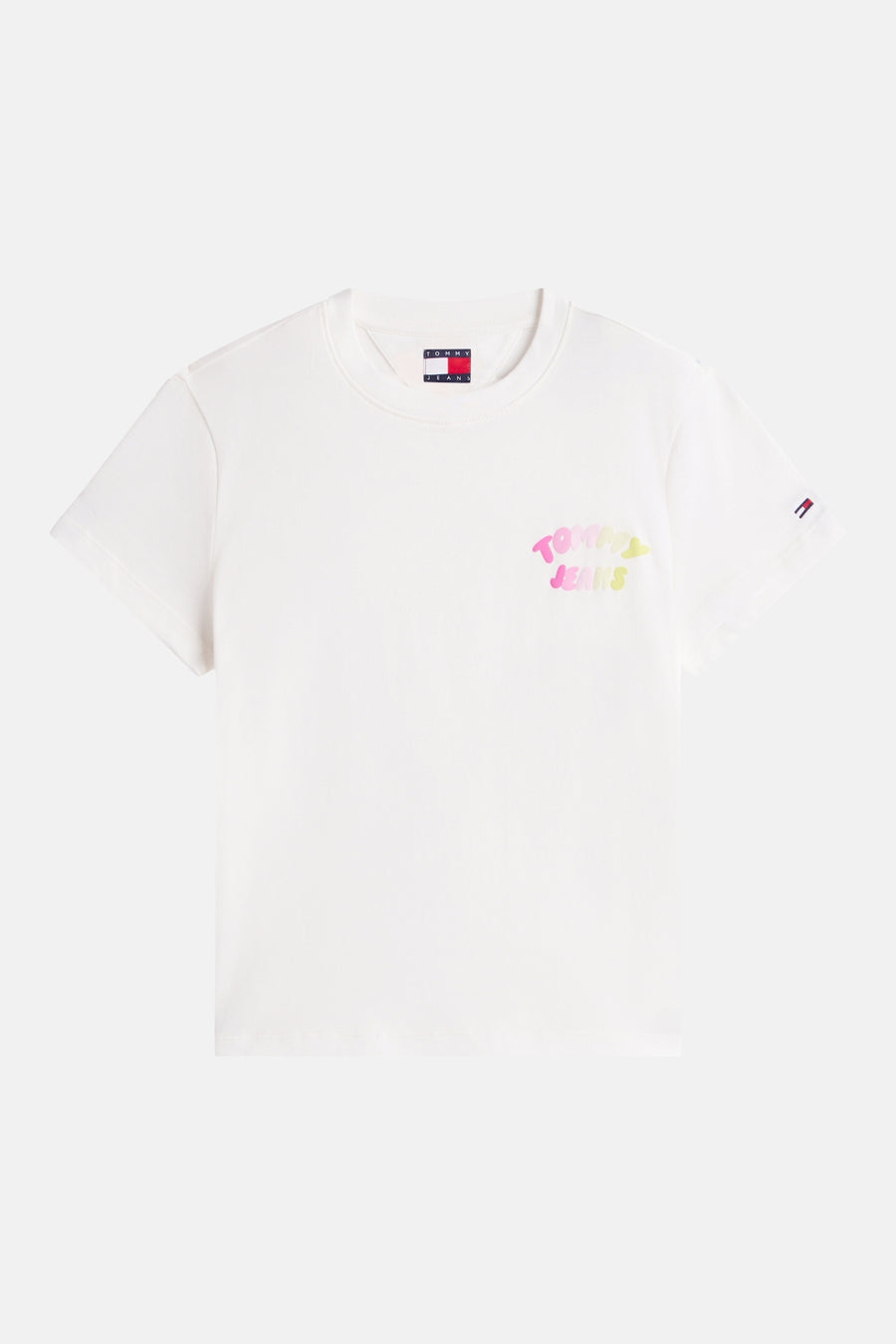 Wit T-shirt met korte mouwen van Tommy Jeans, met kleurrijk logo op de voorkant en vlag op de mouw.