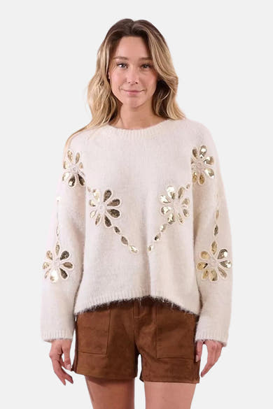 Ecru trui met ronde hals van Molly Bracken, versierd met gouden bloemenpatronen met pailletten.