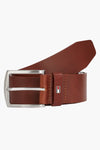 Ceinture marron en cuir de TOMMY JEANS, avec boucle argentée et passant orné du logo.