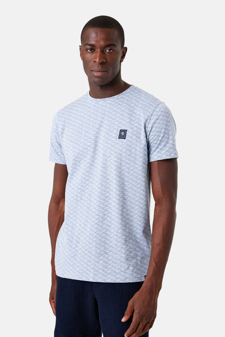 Blauw T-shirt met korte mouwen van GARCIA, met subtiel golvend patroon en logo op de borst.