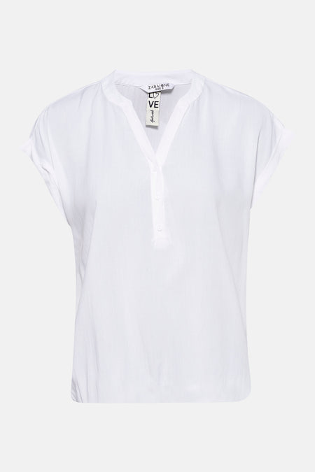 Wit blouse met korte mouwen van Zabaione, met knoopsluiting en V-hals.