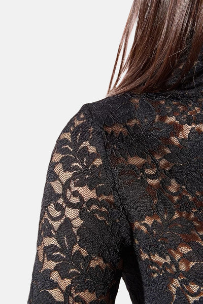 T-shirt à manches longues noir de Molly Bracken en dentelle florale transparente.