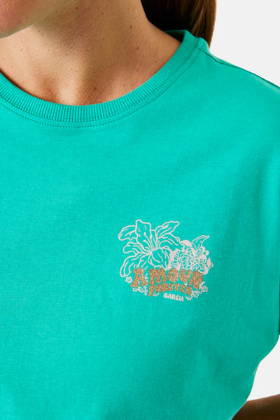Groen T-shirt met korte mouwen van GARCIA, met bloemenprint en glitteropdruk op de voorkant.