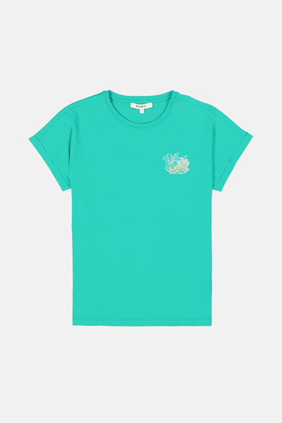 Groen T-shirt met korte mouwen van GARCIA, versierd met een delicaat bloemenpatroon op de borst.