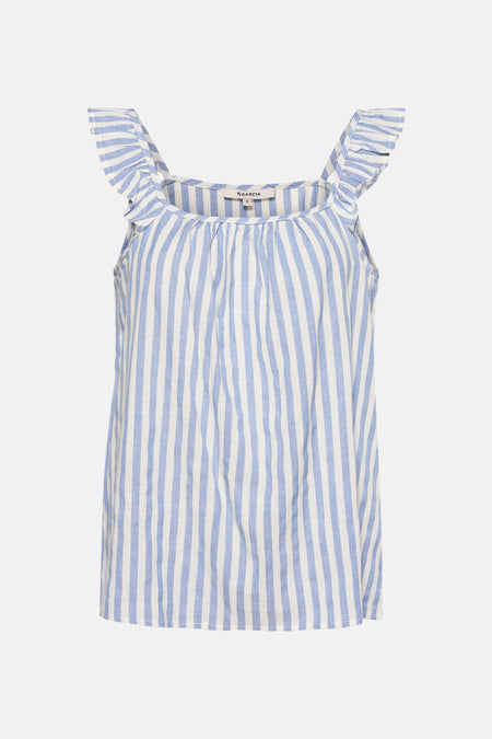 T-shirt bleu à rayures, de GARCIA, avec des détails à volants sur les bretelles.
