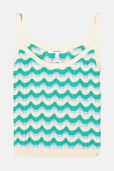 Débardeur en tricot multicolore de GARCIA, avec motif ondulé et fines bretelles écrus.
