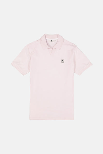 Roze poloshirt met korte mouwen van GARCIA, met een discreet vierkant logo op de borst.