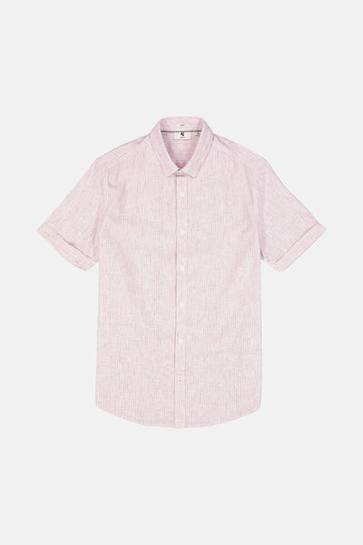 Roze overhemd met korte mouwen van GARCIA, met verticale strepen op een effen achtergrond.