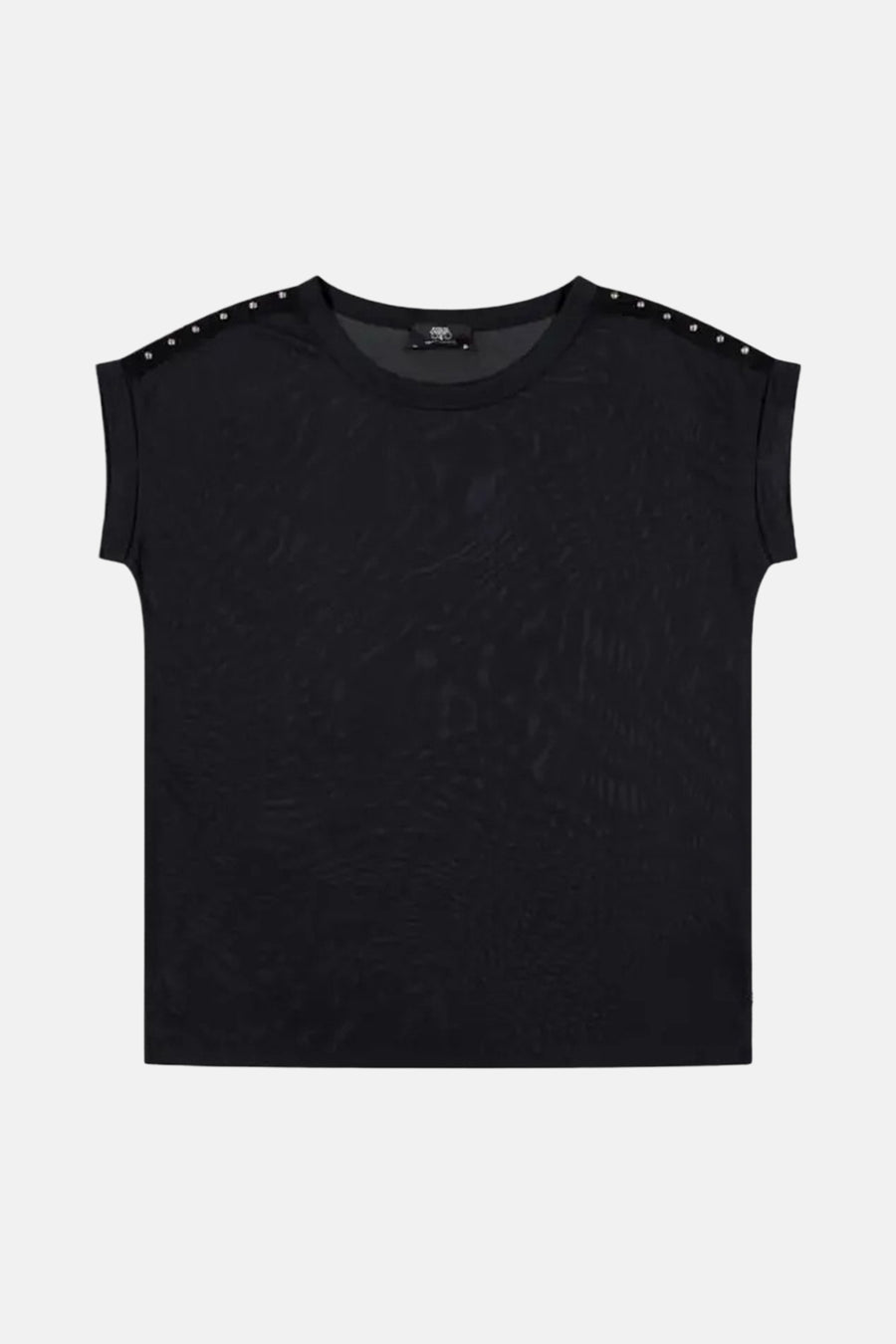T-shirt noir à manches courtes de Le Temps des Cerises, avec détails de clous argentés sur les épaules, vue de face