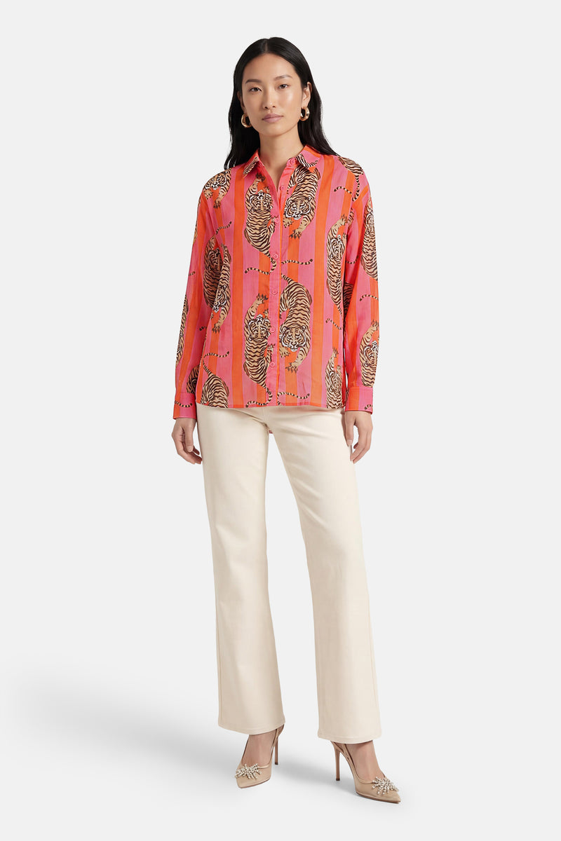 Chemise à manches longues multicolore de Le Temps des Cerises avec rayures et motifs tigres.