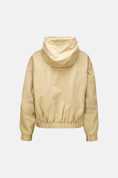 Veste courte beige de GARCIA, avec une capuche et des poignets élastiqués, vue de dos.